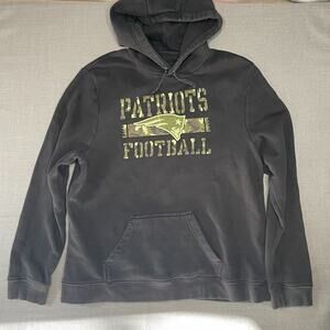 New England Patriots Football Salute to Service Camo Hoodie 2XL